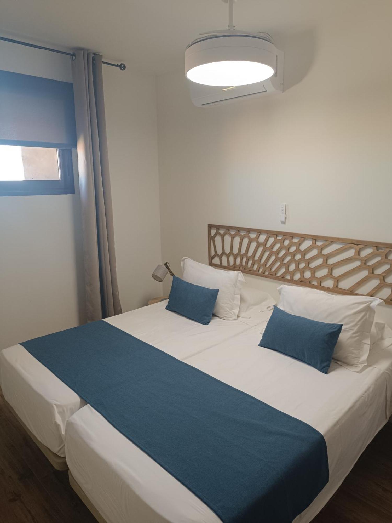 Apartamentos Al-Qazeres Luxury La Concepcion Caceres Bagian luar foto