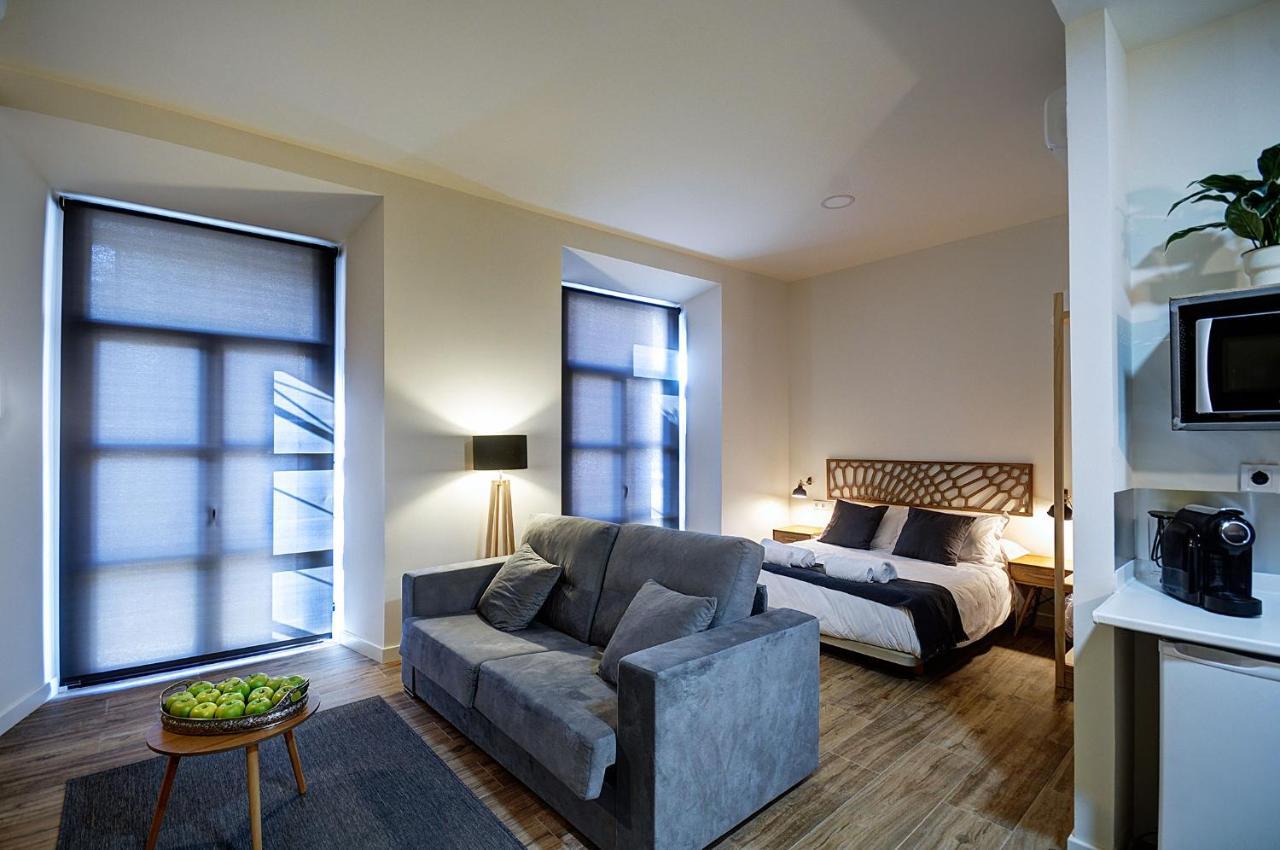 Apartamentos Al-Qazeres Luxury La Concepcion Caceres Bagian luar foto